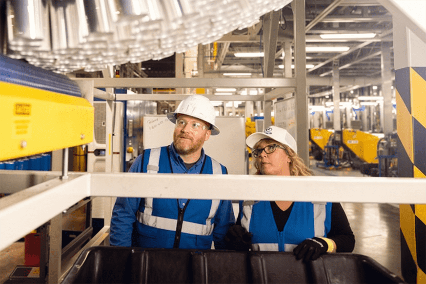 Dpower Pack team at work